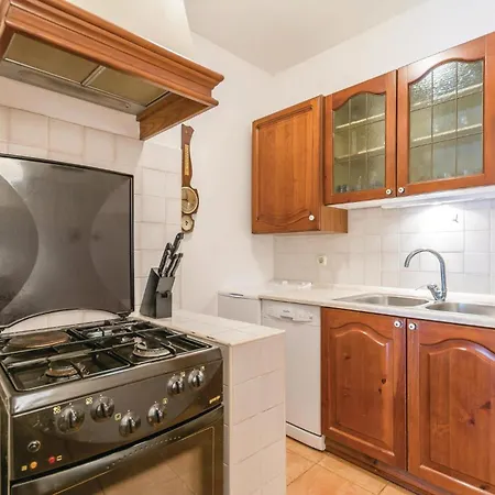 Pet Friendly Apartment In Pula With Wifi *
