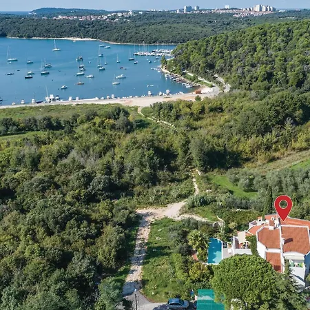 Pet Friendly Apartment In Pula With Wifi Apartment *