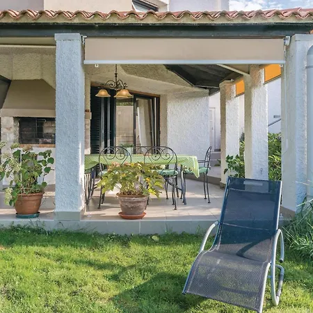 Pet Friendly Apartment In Pula With Wifi Apartment Pula